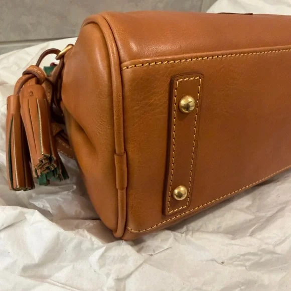 New! Dooney & Bourke Florentine Leather Tassel Shoulder Bag - Picture 4 of 11